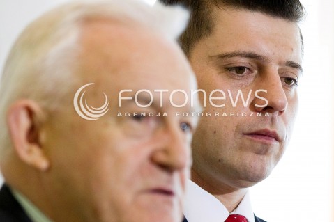  09.02.2013 RZESZOW WIZYTA PRZEWODNICZACEGO SLD LESZKA MILLERA W RZESZOWIE<br />N/Z TOMASZ KAMINSKI LESZEK MILLER  