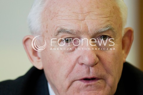  09.02.2013 RZESZOW WIZYTA PRZEWODNICZACEGO SLD LESZKA MILLERA W RZESZOWIE<br />N/Z LESZEK MILLER  