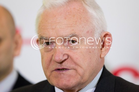  09.02.2013 RZESZOW WIZYTA PRZEWODNICZACEGO SLD LESZKA MILLERA W RZESZOWIE<br />N/Z LESZEK MILLER  