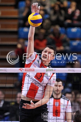  10.02.2013 RZESZOW SIATKOWKA PLUS LIGA 2012/2013 MEN VOLLEYBALL POLAND POLISH PLUSLIGA LEAGUE SEASON 2012/2013 MECZ ASSECO RESOVIA RZESZOW - LOTOS TREFL GDANSK N/Z WOJCIECH GRZYB  