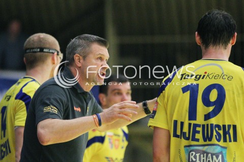  13.02.2013 MIELEC PILKA RECZNA PGNIG SUPERLIGA MEZCZYZN SEZON 2012/2013 MECZ TAURON STAL MIELEC - VIVE TARGI KIELCE<br />N/Z BOGDAN WENTA TRENER ( HEAD COACH ) KRZYSZTOF LIJEWSKI  