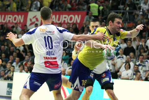  13.02.2013 MIELEC PILKA RECZNA PGNIG SUPERLIGA MEZCZYZN SEZON 2012/2013 MECZ TAURON STAL MIELEC - VIVE TARGI KIELCE<br />N/Z RASTKO STOJKOVIC ADAM BABICZ  