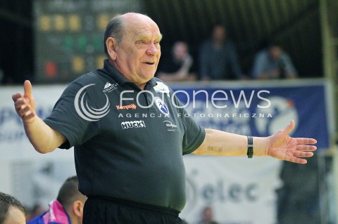  13.02.2013 MIELEC PILKA RECZNA PGNIG SUPERLIGA MEZCZYZN SEZON 2012/2013 MECZ TAURON STAL MIELEC - VIVE TARGI KIELCE<br />N/Z RYSZARD SKUTNIK TRENER ( HEAD COACH )  