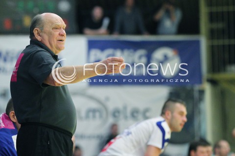  13.02.2013 MIELEC PILKA RECZNA PGNIG SUPERLIGA MEZCZYZN SEZON 2012/2013 MECZ TAURON STAL MIELEC - VIVE TARGI KIELCE<br />N/Z RYSZARD SKUTNIK TRENER ( HEAD COACH )  