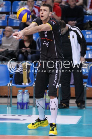  17.02.2013 RZESZOW SIATKOWKA PLUS LIGA 2012/2013 MEN VOLLEYBALL POLAND POLISH PLUSLIGA LEAGUE SEASON 2012/2013 MECZ ASSECO RESOVIA RZESZOW - PGE SKRA BELCHATOW N/Z MARIUSZ WLAZLY SYLWETKA  