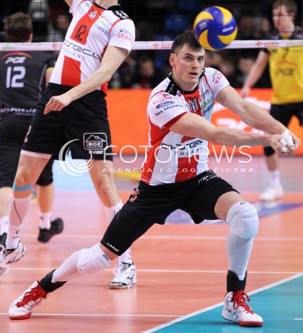  17.02.2013 RZESZOW SIATKOWKA PLUS LIGA 2012/2013 MEN VOLLEYBALL POLAND POLISH PLUSLIGA LEAGUE SEASON 2012/2013 MECZ ASSECO RESOVIA RZESZOW - PGE SKRA BELCHATOW N/Z ZBIGNIEW BARTMAN SYLWETKA  