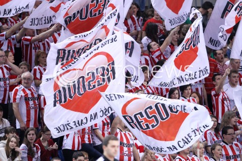  17.02.2013 RZESZOW SIATKOWKA PLUS LIGA 2012/2013 MEN VOLLEYBALL POLAND POLISH PLUSLIGA LEAGUE SEASON 2012/2013 MECZ ASSECO RESOVIA RZESZOW - PGE SKRA BELCHATOW N/Z KIBIC KIBICE FLAGA FLAGI  