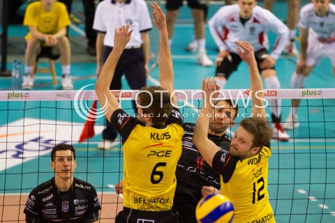 24.02.2013 BELCHATOW SIATKOWKA PLUS LIGA 2012/2013 MEN VOLLEYBALL POLAND POLISH PLUSLIGA LEAGUE SEASON MECZ PGE SKRA BELCHATOW - ASSECO RESOVIA RZESZOW N/Z NIKOLA KOVACEVIC PAWEL WOICKI   