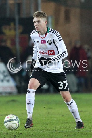  23.02.2013 KIELCE PILKA NOZNA POLSKA T-MOBILE EKSTRAKLASA SEZON 2012/2013 FOOTBALL POLISH EKSTRAKLASA SEASON 2012/2013 KORONA KIELCE - LEGIA WARSZAWA N/Z DOMINIK FURMAN SYLWETKA  