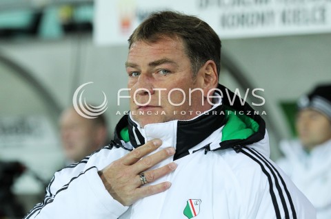  23.02.2013 KIELCE PILKA NOZNA POLSKA T-MOBILE EKSTRAKLASA SEZON 2012/2013 FOOTBALL POLISH EKSTRAKLASA SEASON 2012/2013 KORONA KIELCE - LEGIA WARSZAWA N/Z JAN URBAN TRENER ( HEAD COACH ) KW  