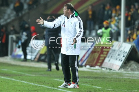  23.02.2013 KIELCE PILKA NOZNA POLSKA T-MOBILE EKSTRAKLASA SEZON 2012/2013 FOOTBALL POLISH EKSTRAKLASA SEASON 2012/2013 KORONA KIELCE - LEGIA WARSZAWA N/Z JAN URBAN TRENER ( HEAD COACH )  