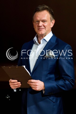  01.03.2013 RZESZOW KONFERENCJA KOBIETA AKTYWNA Z UDZIALEM PREZYDENTOWEJ DANUTY WALESY N/Z CEZARY PAZURA AKTOR  