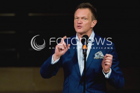  01.03.2013 RZESZOW KONFERENCJA KOBIETA AKTYWNA Z UDZIALEM PREZYDENTOWEJ DANUTY WALESY N/Z CEZARY PAZURA AKTOR  