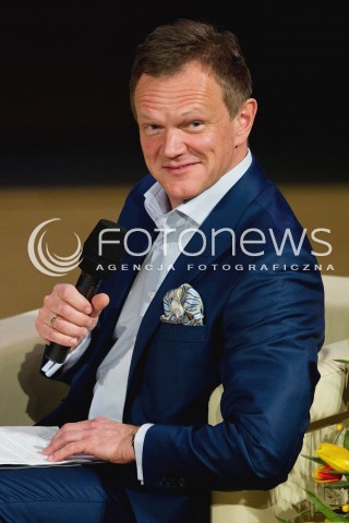  01.03.2013 RZESZOW KONFERENCJA KOBIETA AKTYWNA Z UDZIALEM PREZYDENTOWEJ DANUTY WALESY N/Z CEZARY PAZURA AKTOR  