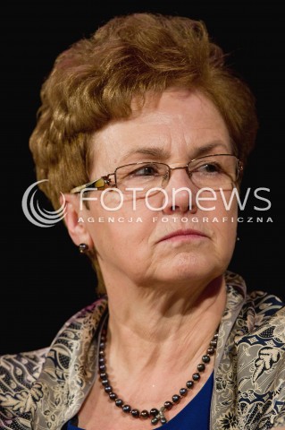  01.03.2013 RZESZOW KONFERENCJA KOBIETA AKTYWNA Z UDZIALEM PREZYDENTOWEJ DANUTY WALESY N/Z DANUTA WALESA PREZYDENTOWA  