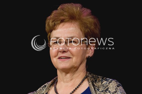  01.03.2013 RZESZOW KONFERENCJA KOBIETA AKTYWNA Z UDZIALEM PREZYDENTOWEJ DANUTY WALESY N/Z DANUTA WALESA PREZYDENTOWA  