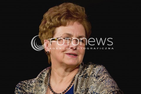  01.03.2013 RZESZOW KONFERENCJA KOBIETA AKTYWNA Z UDZIALEM PREZYDENTOWEJ DANUTY WALESY N/Z DANUTA WALESA PREZYDENTOWA  