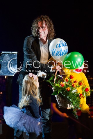  02.03.2013 KONCERT OPISANIE SWIATA ZESPOL PIOTR RUBIK ATLAS ARENA LODZ N/Z PIOTR RUBIK HELENKA   