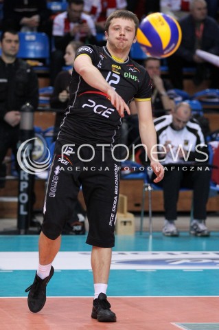  04.03.2013 RZESZOW SIATKOWKA PLUS LIGA 2012/2013 MEN VOLLEYBALL POLAND POLISH PLUSLIGA LEAGUE SEASON 2012/2013 MECZ ASSECO RESOVIA RZESZOW - PGE SKRA BELCHATOW N/Z PAWEL WOICKI SYLWETKA  
