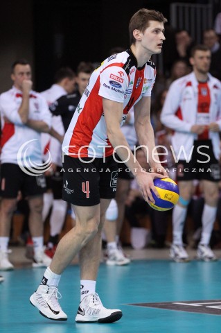  04.03.2013 RZESZOW SIATKOWKA PLUS LIGA 2012/2013 MEN VOLLEYBALL POLAND POLISH PLUSLIGA LEAGUE SEASON 2012/2013 MECZ ASSECO RESOVIA RZESZOW - PGE SKRA BELCHATOW N/Z PIOTR NOWAKOWSKI SYLWETKA  