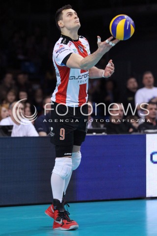  04.03.2013 RZESZOW SIATKOWKA PLUS LIGA 2012/2013 MEN VOLLEYBALL POLAND POLISH PLUSLIGA LEAGUE SEASON 2012/2013 MECZ ASSECO RESOVIA RZESZOW - PGE SKRA BELCHATOW N/Z ZBIGNIEW BARTMAN SYLWETKA  