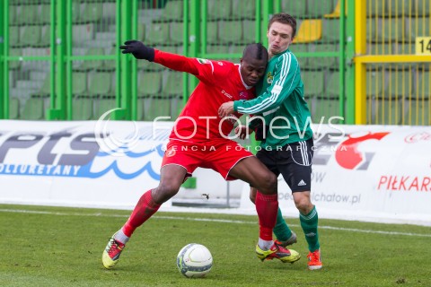  09.03.2013 BELCHATOW PILKA NOZNA T-MOBILE EKSTRAKLASA SEZON 2012/2013 FOOTBALL POLISH EKSTRAKLASA SEASON GKS BELCHATOW - WIDZEW LODZ  N/Z THOMAS PHIBEL KAMIL WACLAWCZYK  