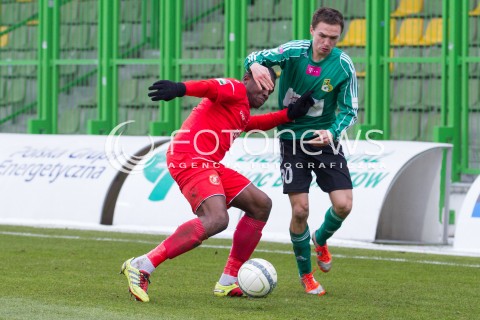  09.03.2013 BELCHATOW PILKA NOZNA T-MOBILE EKSTRAKLASA SEZON 2012/2013 FOOTBALL POLISH EKSTRAKLASA SEASON GKS BELCHATOW - WIDZEW LODZ  N/Z THOMAS PHIBEL KAMIL WACLAWCZYK  