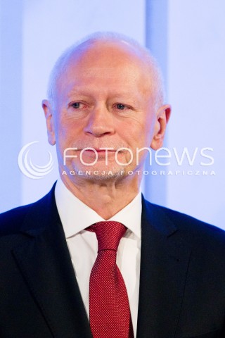  19.03.2013 RZESZOW PUNKTUALNIE O GODZINIE 5.00 MINISTER ADMINISTRACJI I CYFRYZACJI MICHAL BONI W STUDIU TELEWIZJI RZESZOW WLACZYL SYGNAL CYFROWY. OD TEGO CZASU 10 MILIONOW POLAKOW MA DOSTEP DO TELEWIZJI CYFROWEJ.<br />
19th March 2013 Poland Rzeszow. Michal Boni - The Minister of Digitisation and Administration officially switch-over from analogue to digital television in the studio TVP Rzeszow. Starting at 5 a.m. in the range of digital TV there were  10 million users in Poland.<br />
N/Z MINISTER MICHAL BONI SYLWETKA  