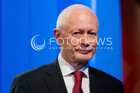  19.03.2013 RZESZOW PUNKTUALNIE O GODZINIE 5.00 MINISTER ADMINISTRACJI I CYFRYZACJI MICHAL BONI W STUDIU TELEWIZJI RZESZOW WLACZYL SYGNAL CYFROWY. OD TEGO CZASU 10 MILIONOW POLAKOW MA DOSTEP DO TELEWIZJI CYFROWEJ.<br />
19th March 2013 Poland Rzeszow. Michal Boni - The Minister of Digitisation and Administration officially switch-over from analogue to digital television in the studio TVP Rzeszow. Starting at 5 a.m. in the range of digital TV there were  10 million users in Poland.<br />
N/Z MINISTER MICHAL BONI SYLWETKA  