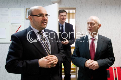  19.03.2013 RZESZOW MINISTER ADMINISTRACJI I CYFRYZACJI MICHAL BONI NA PODKARPACIU. ZWIEDZIL ODDZIAL TELEWIZJI TVP RZESZOW<br /><br />19th March 2013 Poland Rzeszow. Michal Boni - The Minister of Digitisation and Administration visited one of the regional branches of Rzeszow television TVP RZESZOW.<br />N/Z MINISTER MICHAL BONI (P)  
