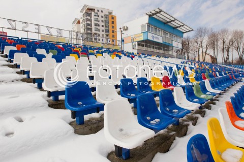  20.03.2013 RZESZOW STADION MIEJSKI W RZESZOWIE ZIMA. W ZWIAZKU Z DUZYMI OPADAMI SNIEGU PIERWSZE MECZE W NADCHODZACYM SEZONIE ZUZLOWYM STANELY POD ZNAKIEM ZAPYTANIA FOTO MACIEJ GOCLON / FOTONEWS 
