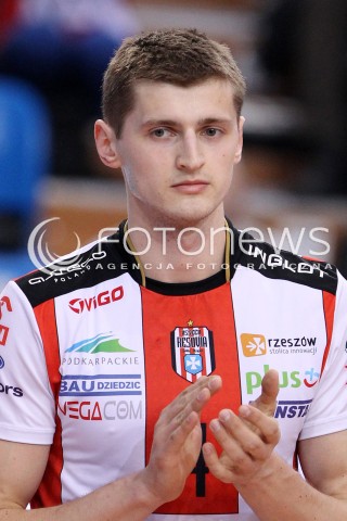  24.03.2013 RZESZOW SIATKOWKA PLUS LIGA 2012/2013 MEN VOLLEYBALL POLAND POLISH PLUSLIGA LEAGUE SEASON 2012/2013 MECZ ASSECO RESOVIA RZESZOW - DELECTA BYDGOSZCZ N/Z PIOTR NOWAKOWSKI GLOWKA  