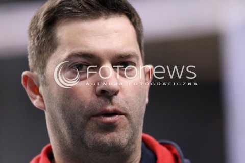  25.03.2013 RZESZOW SIATKOWKA PLUS LIGA 2012/2013 MEN VOLLEYBALL POLAND POLISH PLUSLIGA LEAGUE SEASON 2012/2013 MECZ ASSECO RESOVIA RZESZOW - DELECTA BYDGOSZCZ N/Z PIOTR MAKOWSKI ( HEAD COACH ) TRENER  