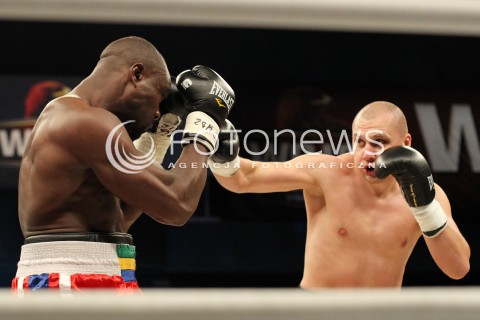  20.04.2013 RZESZOW BOKS BOXING GALA BOKSU WOJAK BOXING NIGHT W RZESZOWIE N/Z KRZYSZTOF GLOWACKI TAYLOR MABIKA  