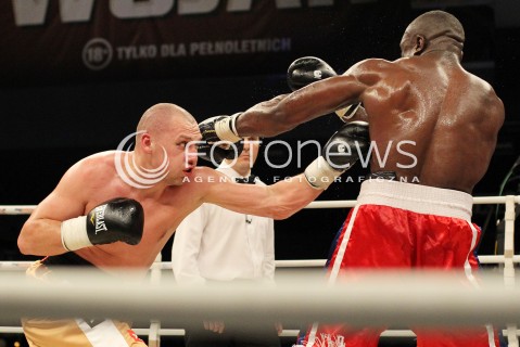  20.04.2013 RZESZOW BOKS BOXING GALA BOKSU WOJAK BOXING NIGHT W RZESZOWIE N/Z KRZYSZTOF GLOWACKI TAYLOR MABIKA  