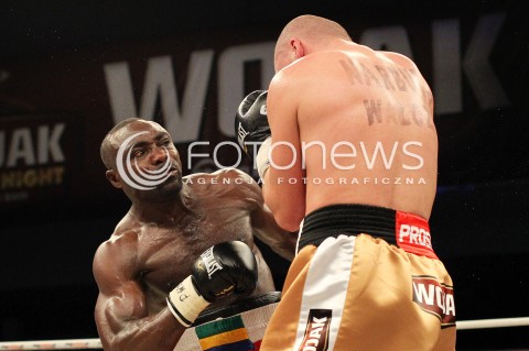  20.04.2013 RZESZOW BOKS BOXING GALA BOKSU WOJAK BOXING NIGHT W RZESZOWIE N/Z KRZYSZTOF GLOWACKI TAYLOR MABIKA  