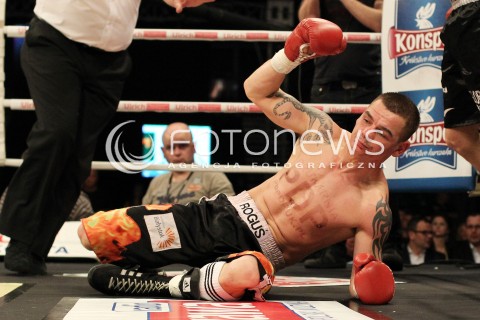  20.04.2013 RZESZOW BOKS BOXING GALA BOKSU WOJAK BOXING NIGHT W RZESZOWIE N/Z KRZYSZTOF ROGOWSKI  