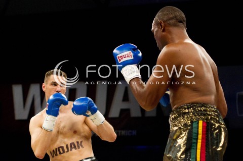  20.04.2013 RZESZOW BOKS BOXING GALA BOKSU WOJAK BOXING NIGHT W RZESZOWIE N/Z PAWEL KOLODZIEJ RICHARD HALL  