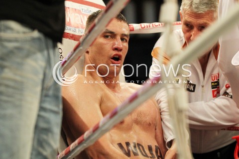  20.04.2013 RZESZOW BOKS BOXING GALA BOKSU WOJAK BOXING NIGHT W RZESZOWIE N/Z PAWEL KOLODZIEJ  
