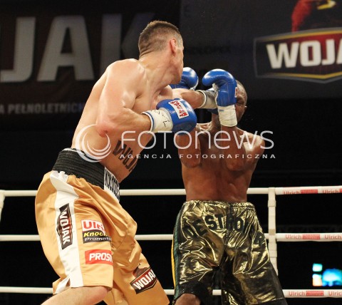  20.04.2013 RZESZOW BOKS BOXING GALA BOKSU WOJAK BOXING NIGHT W RZESZOWIE N/Z PAWEL KOLODZIEJ RICHARD HALL  