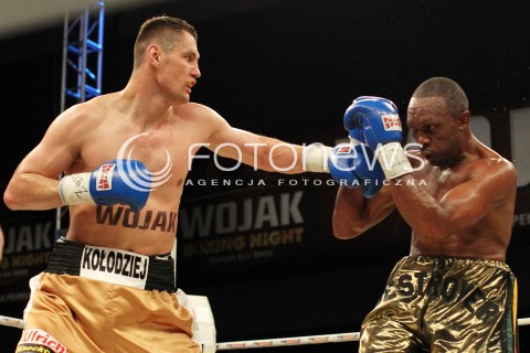  20.04.2013 RZESZOW BOKS BOXING GALA BOKSU WOJAK BOXING NIGHT W RZESZOWIE N/Z PAWEL KOLODZIEJ RICHARD HALL  