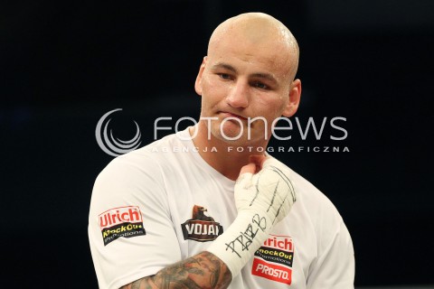  20.04.2013 RZESZOW BOKS BOXING GALA BOKSU WOJAK BOXING NIGHT W RZESZOWIE N/Z ARTUR SZPILKA SMUTEK  