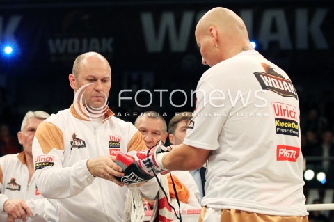  20.04.2013 RZESZOW BOKS BOXING GALA BOKSU WOJAK BOXING NIGHT W RZESZOWIE N/Z ARTUR SZPILKA  