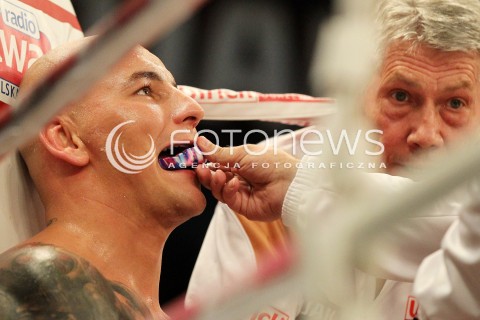  20.04.2013 RZESZOW BOKS BOXING GALA BOKSU WOJAK BOXING NIGHT W RZESZOWIE N/Z ARTUR SZPILKA TARAS BIDENKO BYDENKO WALKA  