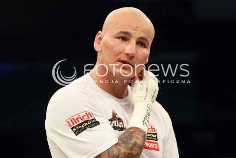  20.04.2013 RZESZOW BOKS BOXING GALA BOKSU WOJAK BOXING NIGHT W RZESZOWIE N/Z ARTUR SZPILKA  