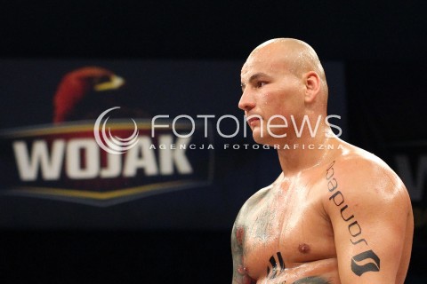  20.04.2013 RZESZOW BOKS BOXING GALA BOKSU WOJAK BOXING NIGHT W RZESZOWIE N/Z ARTUR SZPILKA  
