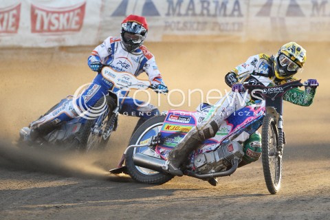  21.04.2013 RZESZOW ZUZEL SPEEDWAY ENEA EKSTRALIGA PGE MARMA RZESZOW - DOSPEL WLOKNIARZ CZESTOCHOWA N/Z GRIGORIJ LAGUTA (ZOLTY), RAFAL OKONIEWSKI (CZERWONY)  