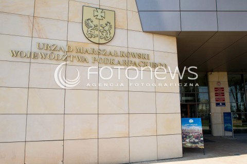  23.04.2013 RZESZOW ZDJECIE ILUSTRACYJNE SIEDZIBA URZEDU MARSZALKOWSKIEGO WOJEWODZTWA PODKARPACKIEGO N/Z URZAD MARSZALKOWSKI WOJEWODZTWA PODKARPACKIEGO  