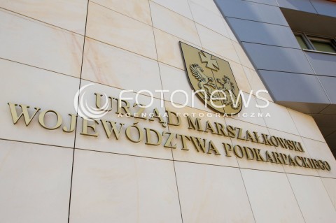  23.04.2013 RZESZOW ZDJECIE ILUSTRACYJNE SIEDZIBA URZEDU MARSZALKOWSKIEGO WOJEWODZTWA PODKARPACKIEGO N/Z URZAD MARSZALKOWSKI WOJEWODZTWA PODKARPACKIEGO  