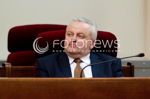  26.04.2012 RZESZOW SESJA NADZWYCZAJNA Z WNIOSKIEM O ODWOLANIE MARSZALKA WOJEWODZTWA PODKARPACKIEGO MIROSLAWA KARAPYTY N/Z MIROSLAW KARAPYTA MARSZALEK WOJEWODZTWA PODKARPACKIEGO  